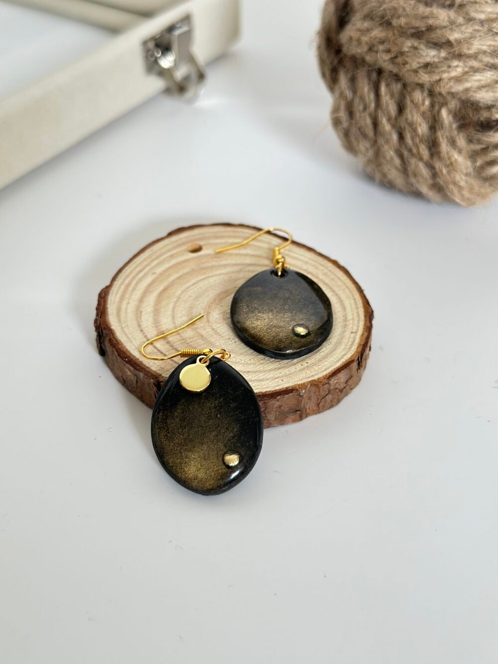 Flicker of Hope earring - Image 2